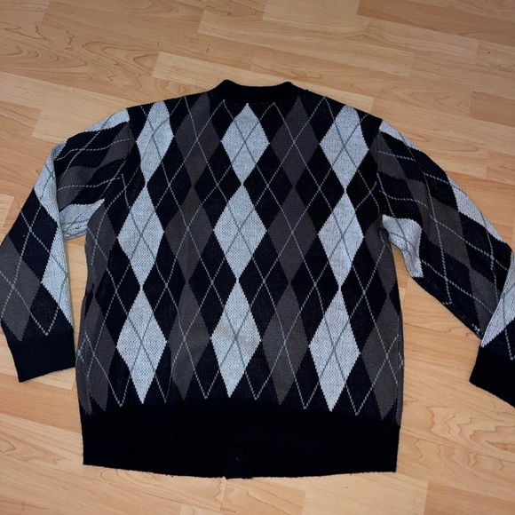 Pacsun Navy and grey argyle cardigan - Picture 2 of 3